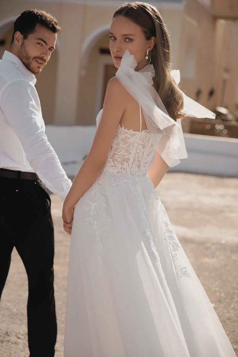 VESTIDO DE NOVIA CON TIRAS EN V - IRIS