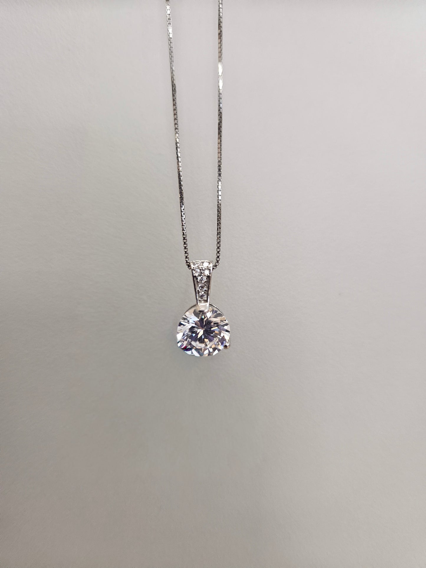 COLLAR DE PLATA CON CRISTAL REDONDO - IMPERIAL