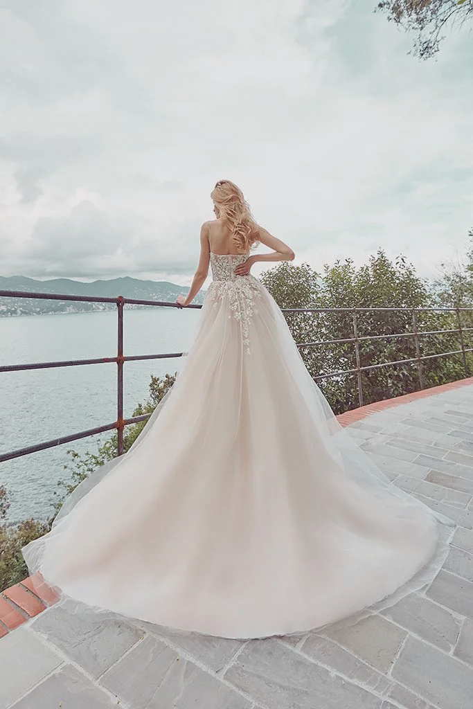 VESTIDO DE NOVIA COLA PEQUEIÑA - TEFITY