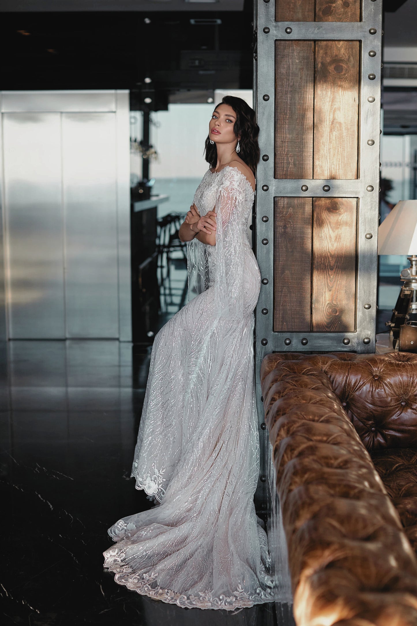 VESTIDO DE NOVIA CUELLO BARCO CON MANGAS - LAURA