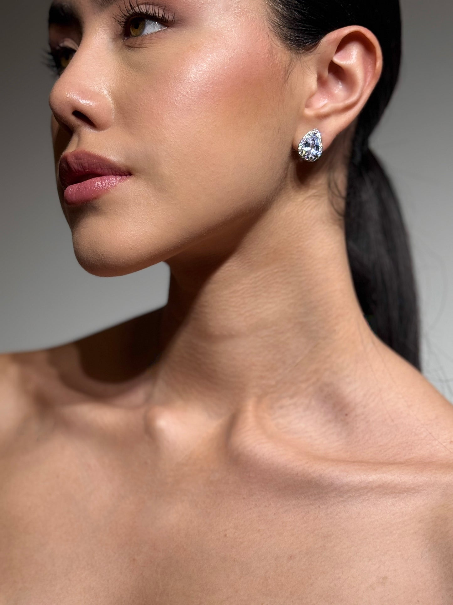 ARETES EN PLATA EN FORMA DE GOTA - AGUA