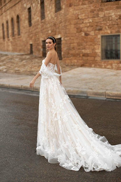 VESTIDO DE NOVIA COPLETAMENRE EN ENCAJE - ESTHER