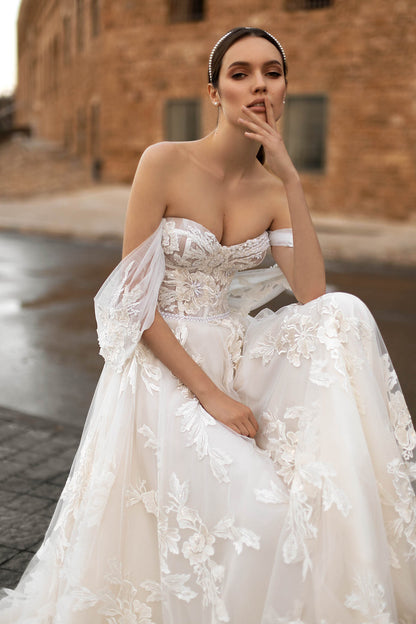 VESTIDO DE NOVIA COPLETAMENRE EN ENCAJE - ESTHER