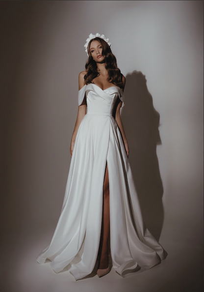 VESTIDO DE NOVIA LISO MANGA CAIDA - ALEJA