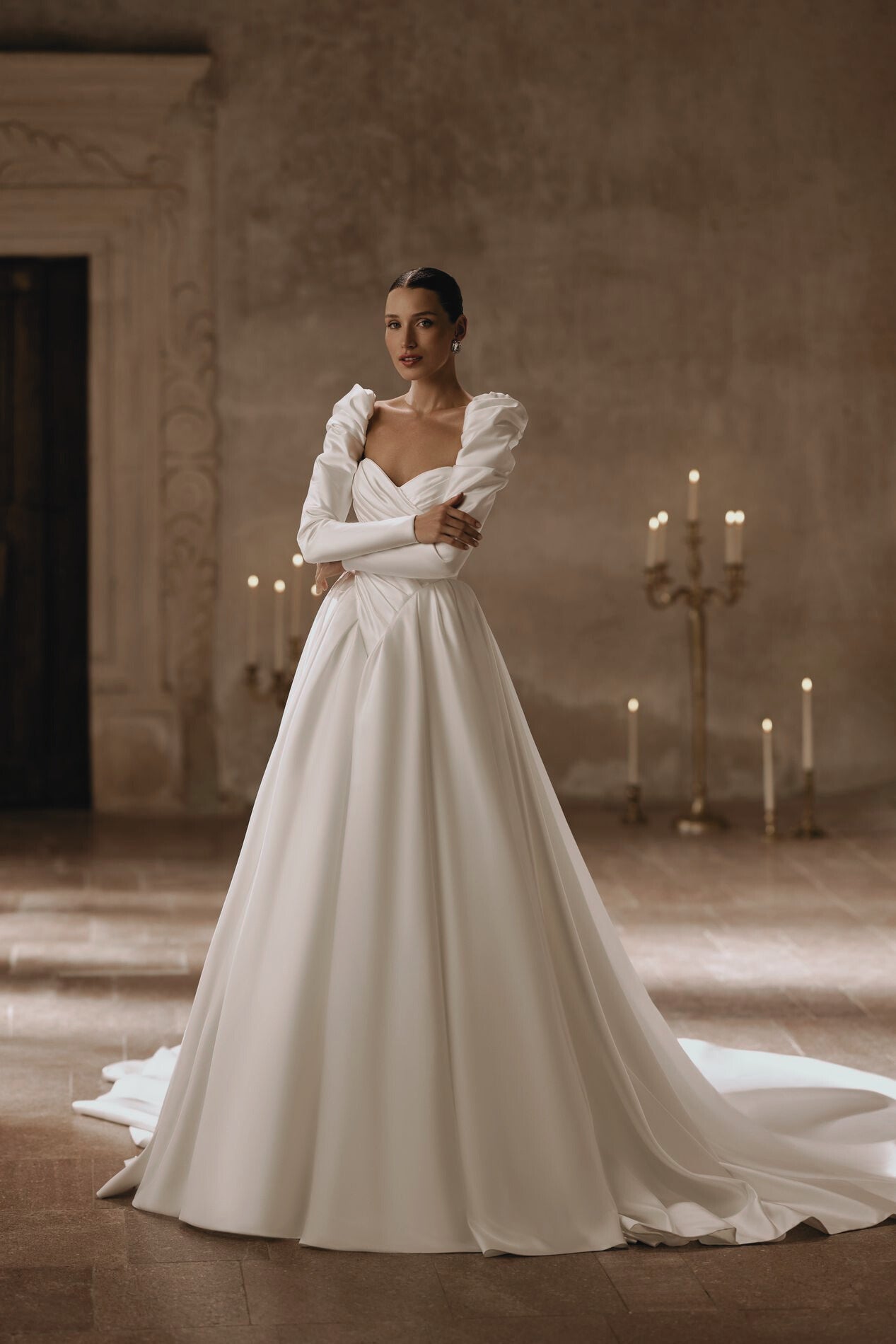 BAKER - VESTIDO DE NOVIA ESCOTE CORAZON MINIMALISTA