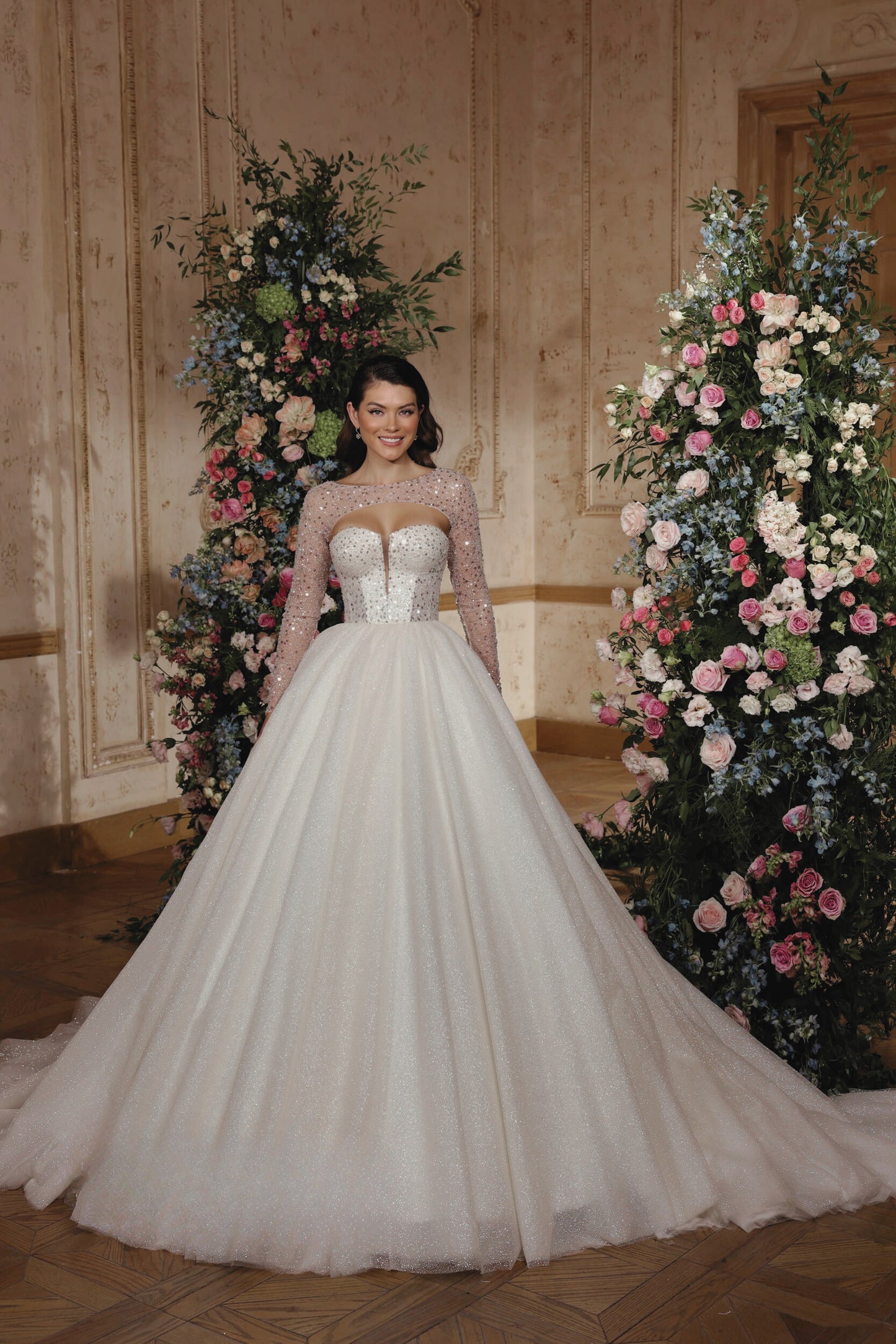 VESTIDO DE NOVIA PRINCESA CON LENTEJUELAS - NAILA