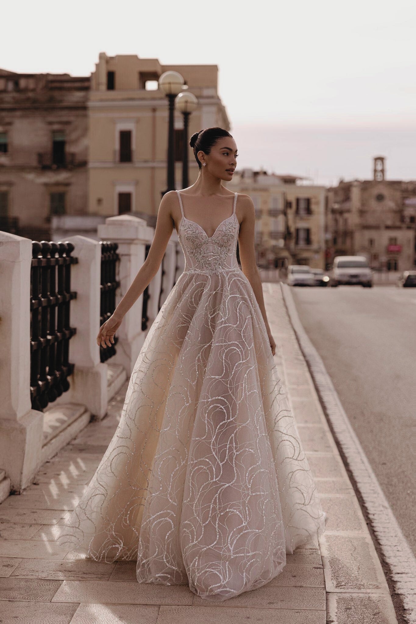 VESTIDO DE NOVIA BRILLANTE  - NESSA
