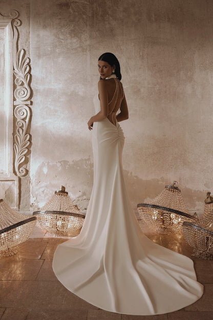 VESTIDO DE NOVIA SIRENA CON CUELLO HALTER CRUZADO Y ESPALDA DESCUBIERTA - HILDA