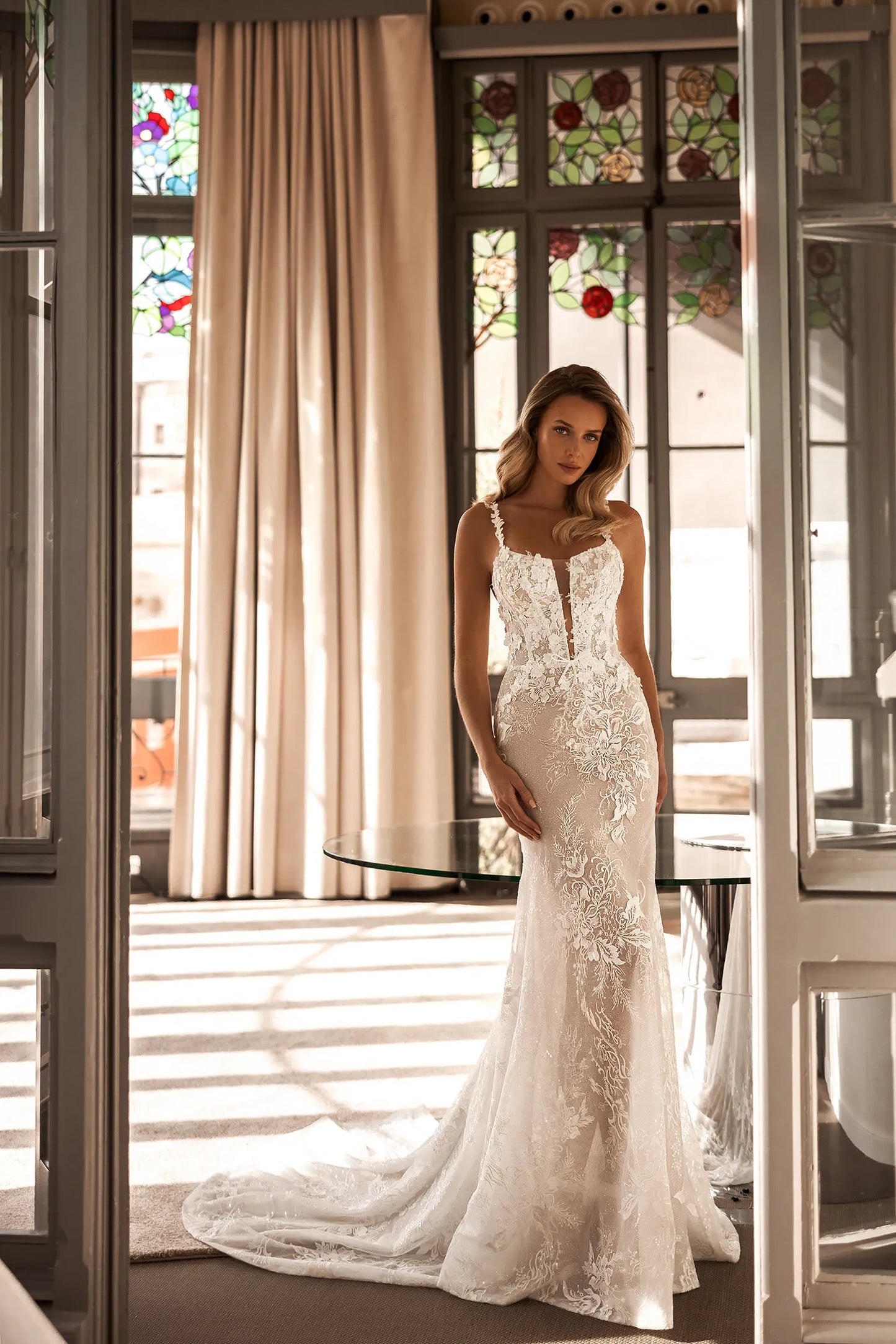 VESTIDO PARA NOVIA ESCOTE EN V - LAYA