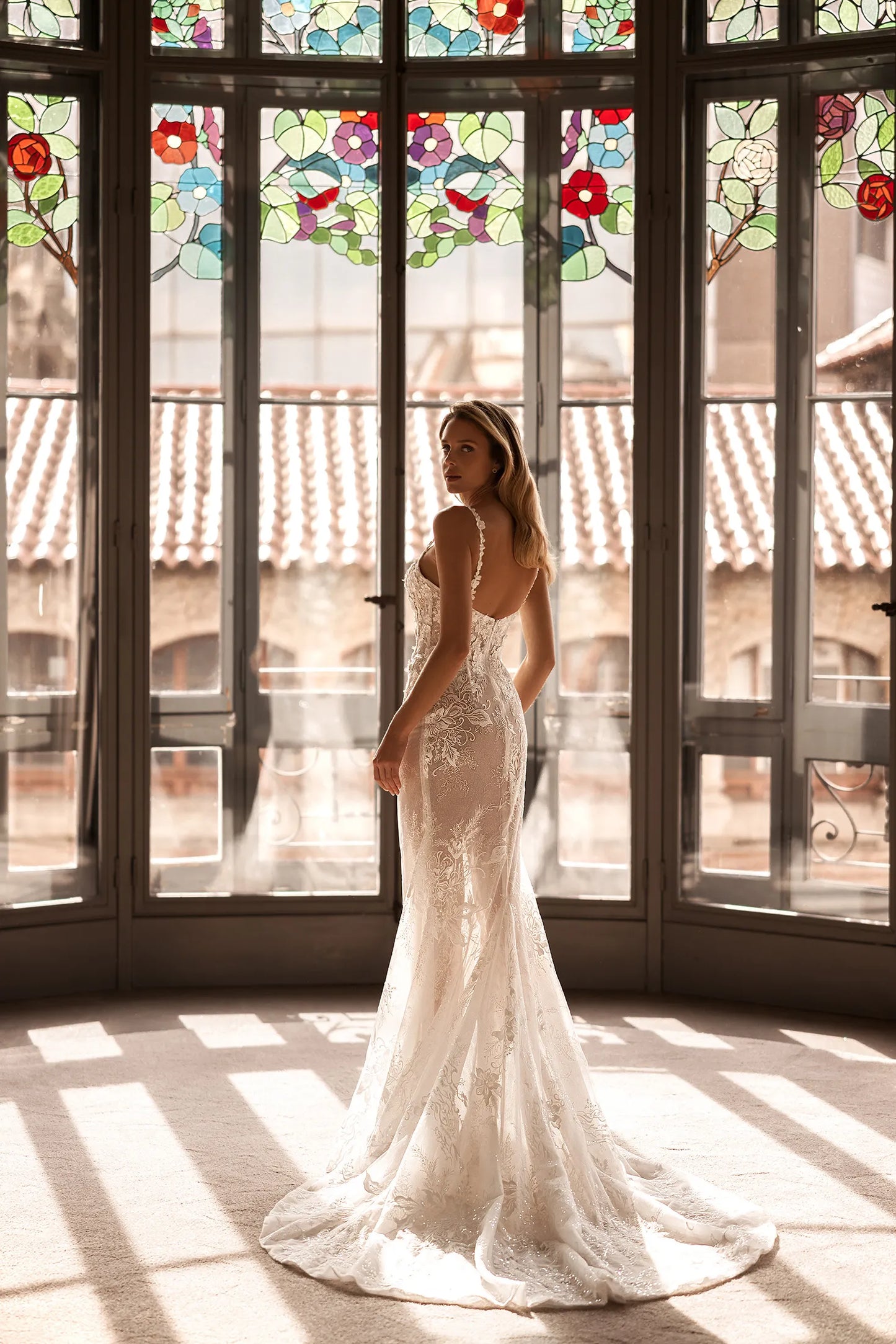 VESTIDO PARA NOVIA ESCOTE EN V - LAYA