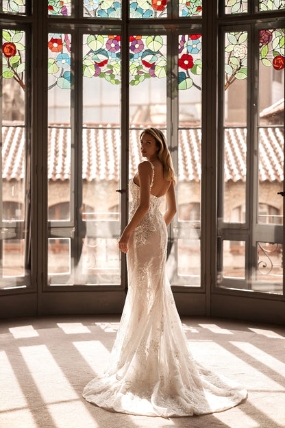 VESTIDO PARA NOVIA ESCOTE EN V - LAYA