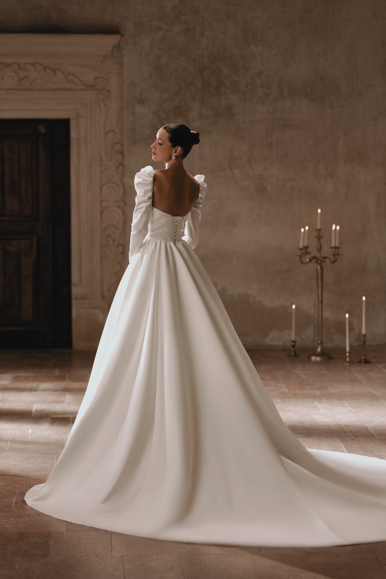 BAKER - VESTIDO DE NOVIA ESCOTE CORAZON MINIMALISTA