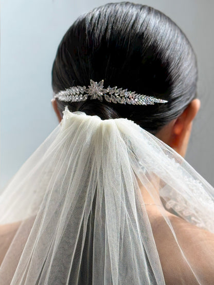 TOCADO EN PLATA CON ZIRCONIO -MARTINA