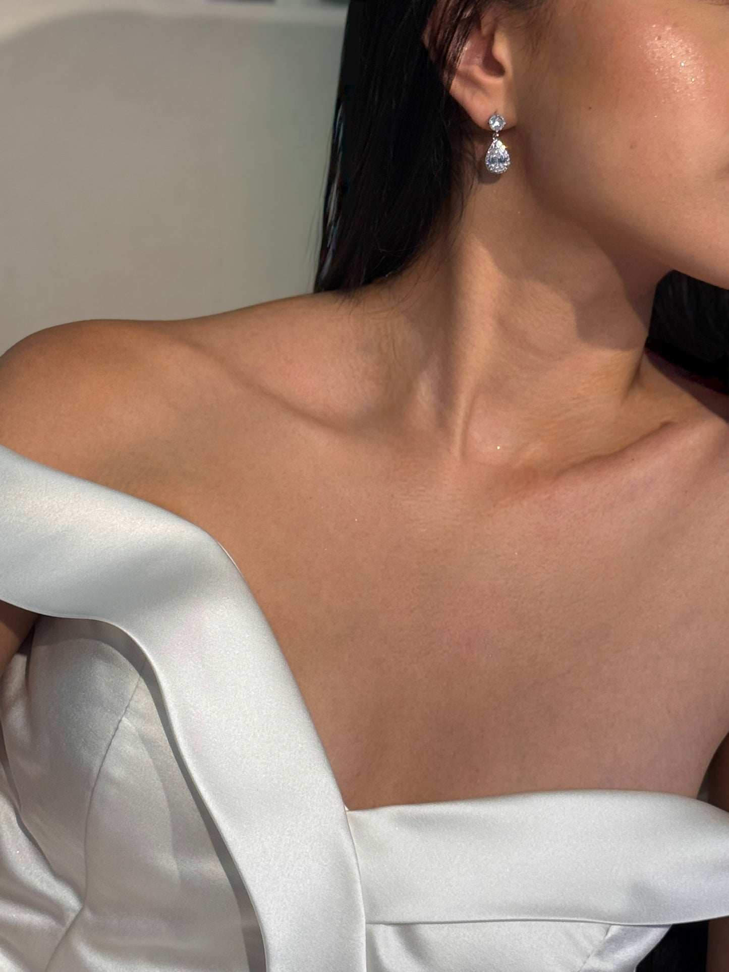 ARETES PLATA EN GOTA COLGANTES - MOON
